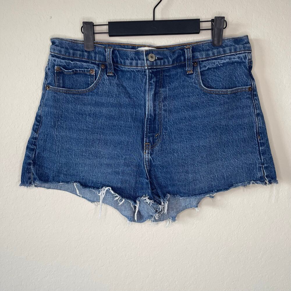 Abercrombie & Fitch The Mom Short High Rise Cut-off Denim Shorts - Size 31/12
